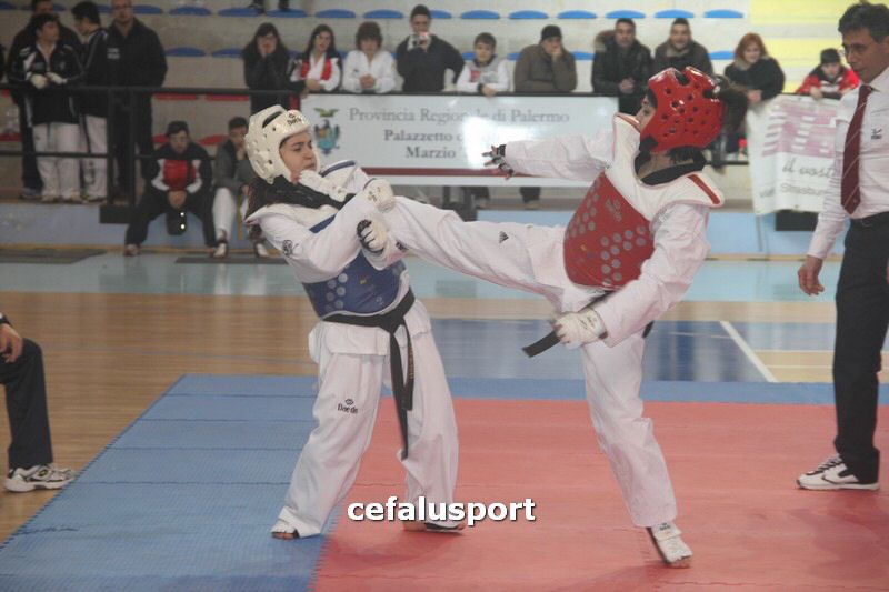 120212 Teakwondo 038_tn.jpg